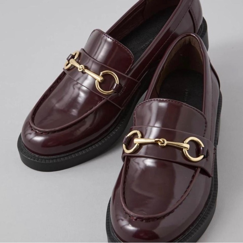 NEW American Eagle Duchess Loafer Size 8 Color Wineberry